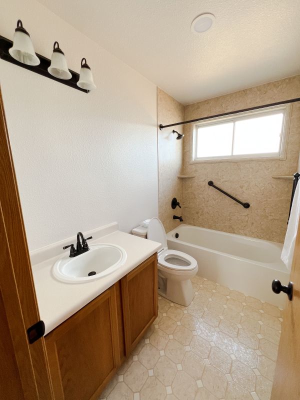 Top Bathroom Remodeling Companies in Bedford, TX